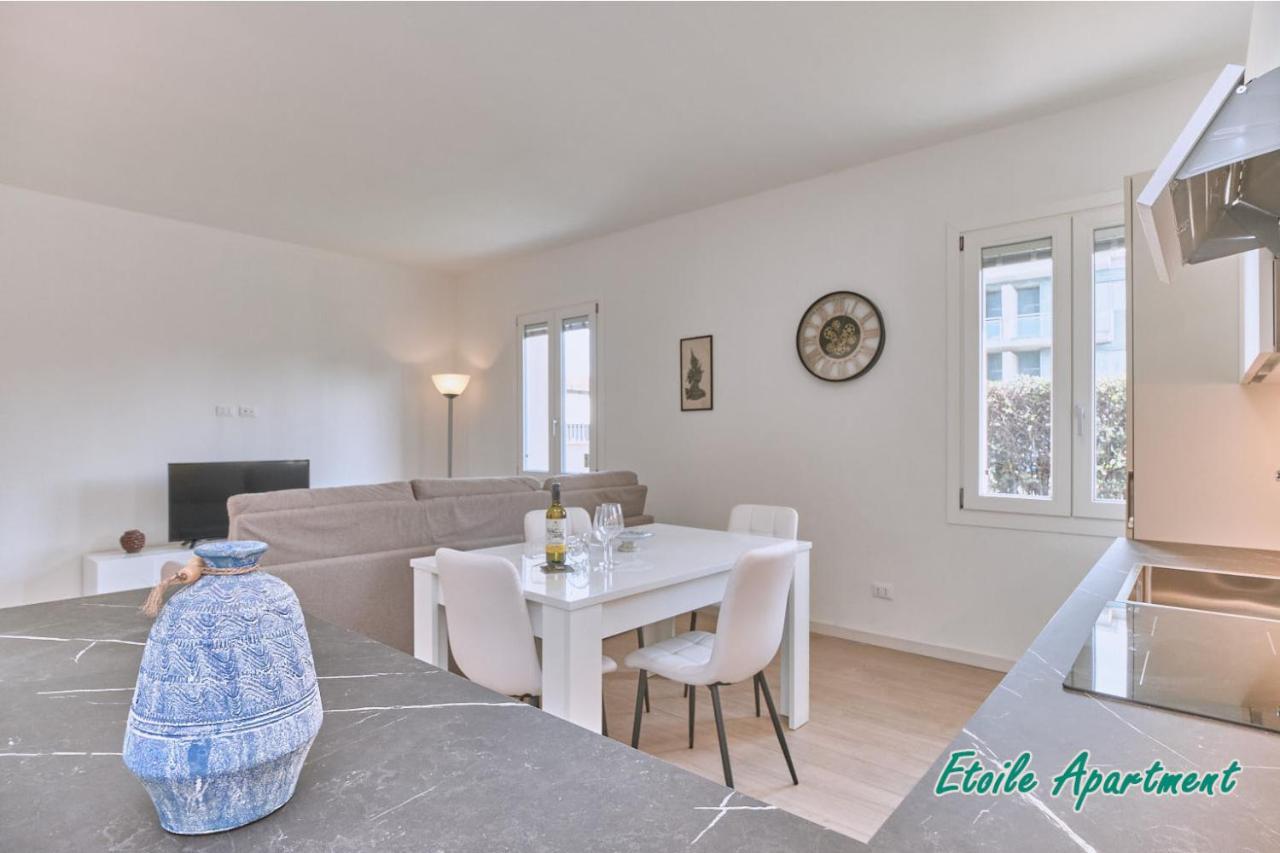 Casa Monique Apartments Desenzano del Garda Eksteriør billede