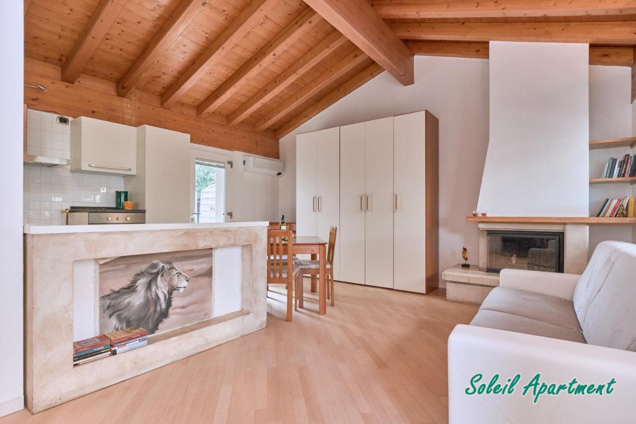 Casa Monique Apartments Desenzano del Garda Eksteriør billede