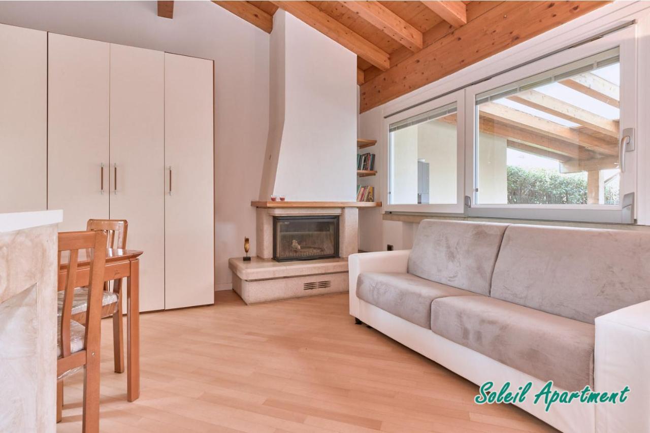 Casa Monique Apartments Desenzano del Garda Eksteriør billede