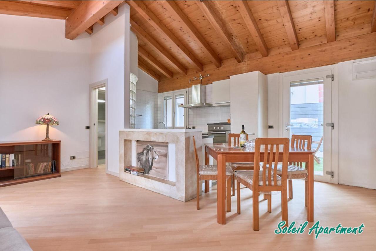 Casa Monique Apartments Desenzano del Garda Eksteriør billede